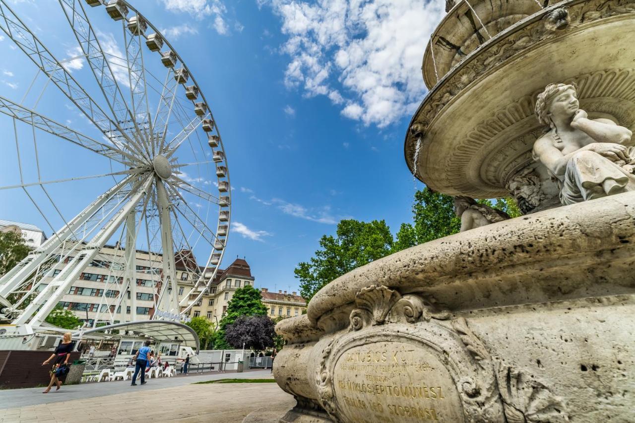 Simply The Best Location Budapest Bagian luar foto